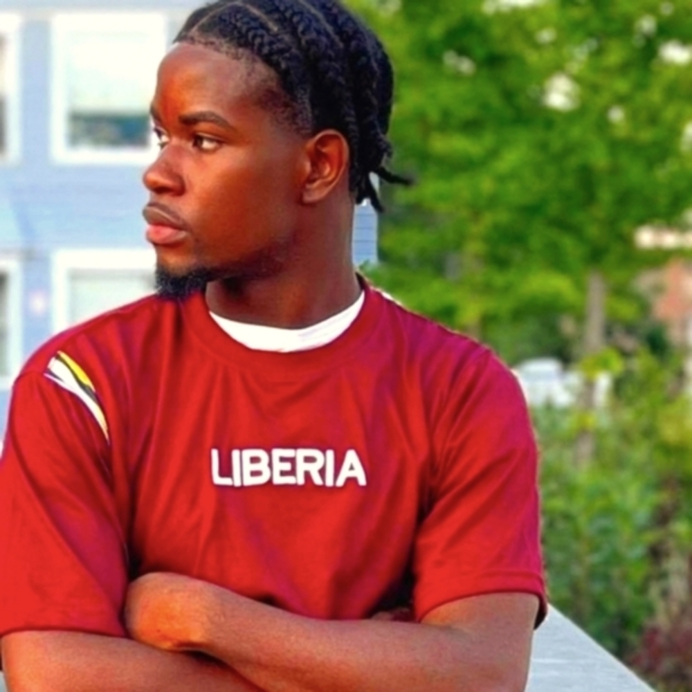 LIBERIA SUMMER OUTFIT